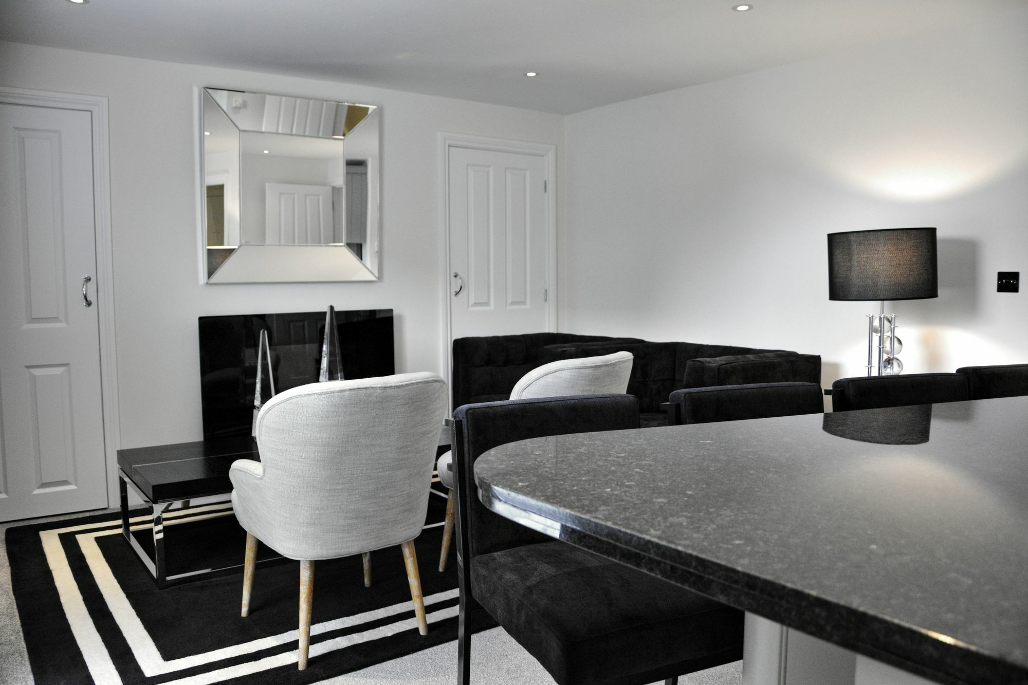 Pinnacle Residences - Cambridge Экстерьер фото